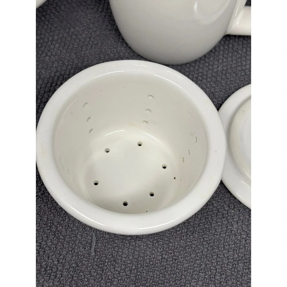 Pottery Barn Coffee House White‎ Ceramic Tea Mug Infuser Lid Set